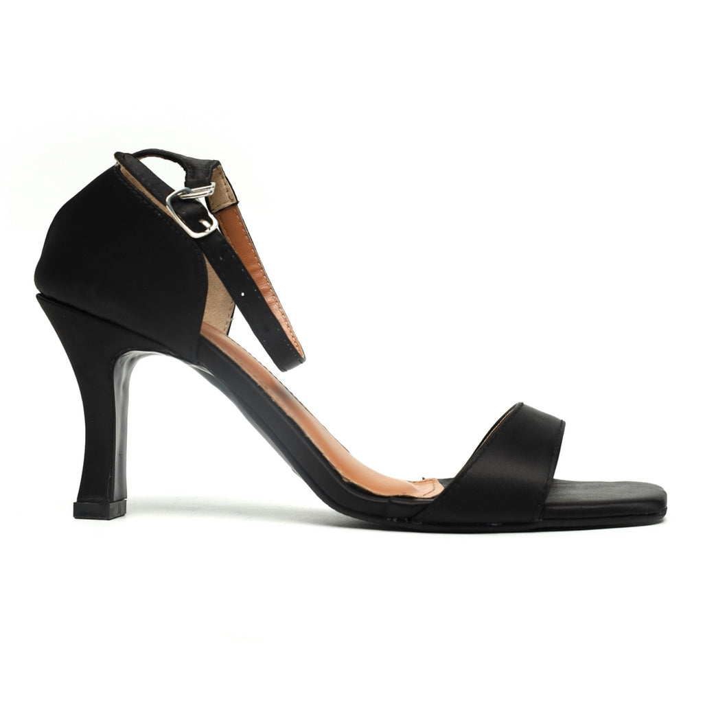 Celestra-Black